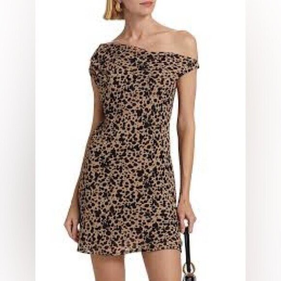 NWT Size 8 - Reformation Kristine Dress - Picture 3 of 16